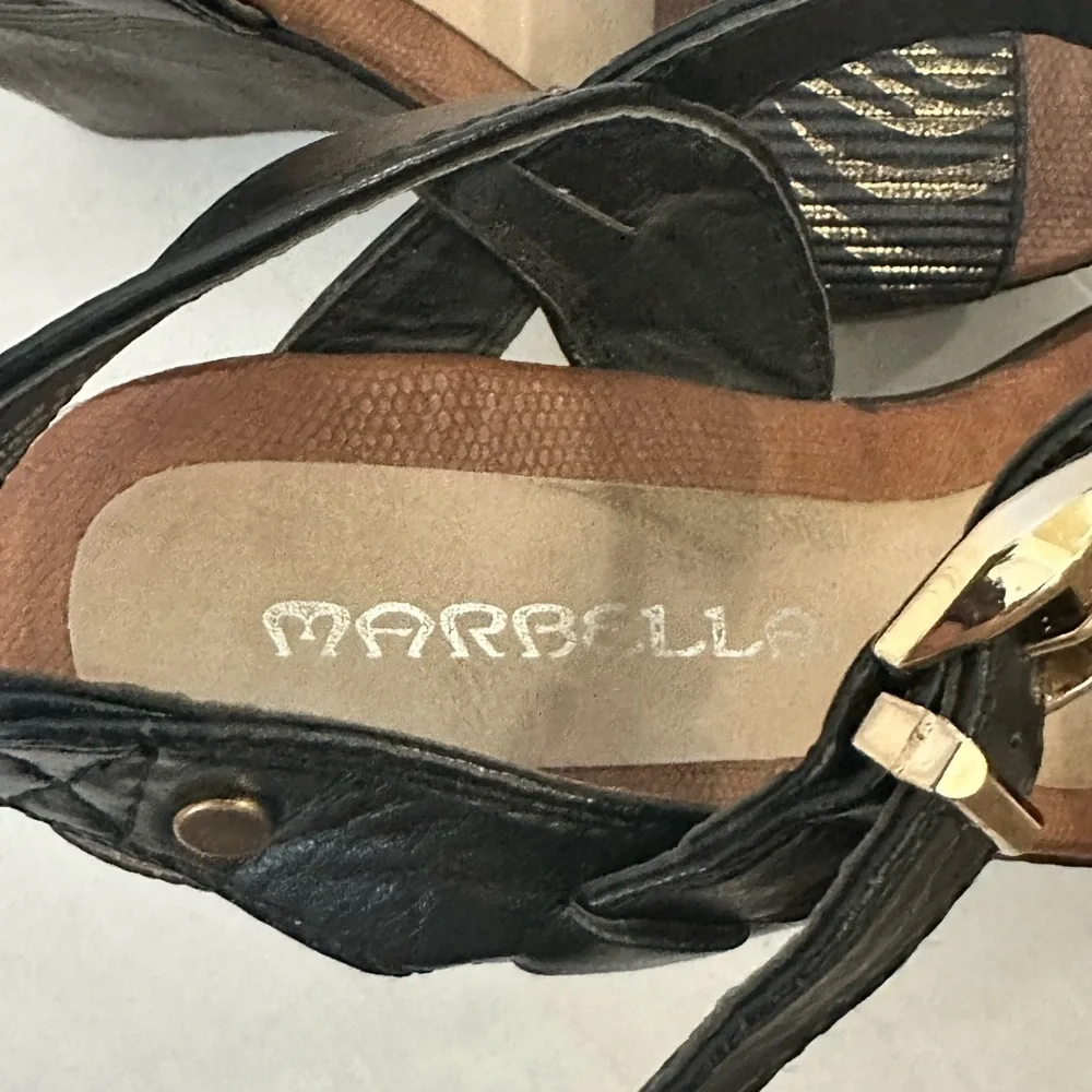 Marbella Black and Gold Lynx Wedge Sandals 7.5 EUC